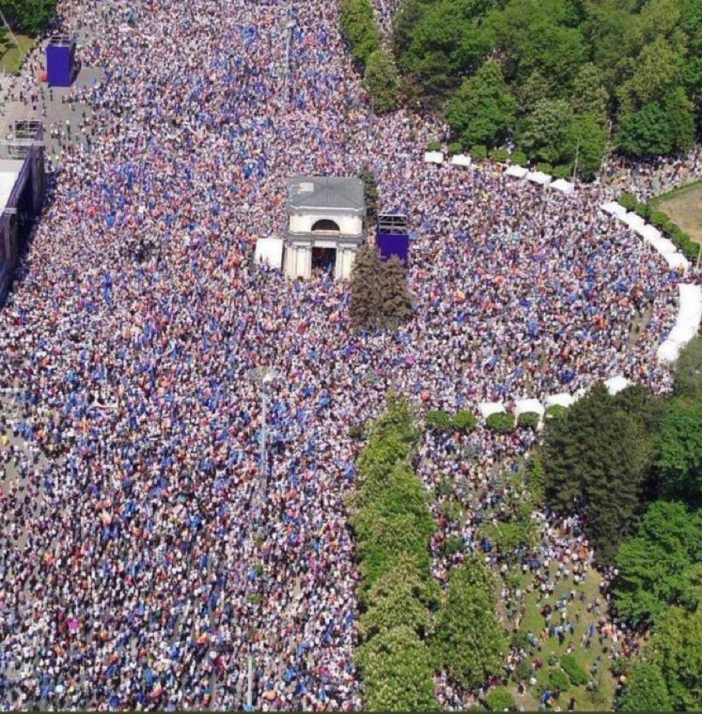 Guy Verhofstadt tweet media