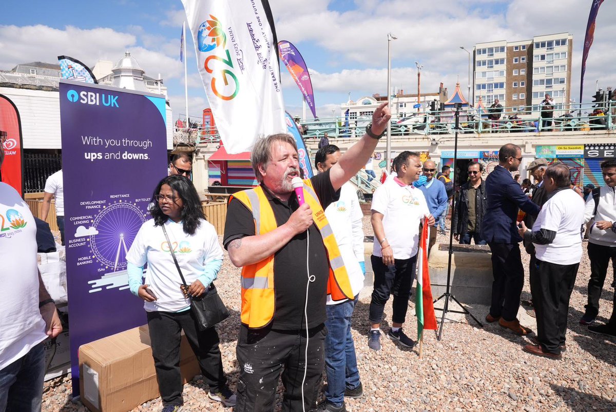 HCI_London's tweet photo. Few more pics of the #G20BeachCleanUp #MyBeachMyPride campaign at Brighton @narendramodi @PMOIndia @sujitjoyghosh @VDoraiswami #MissionLiFE @moefcc @MEAIndia @g20org https://t.co/JPBSmJq0g2