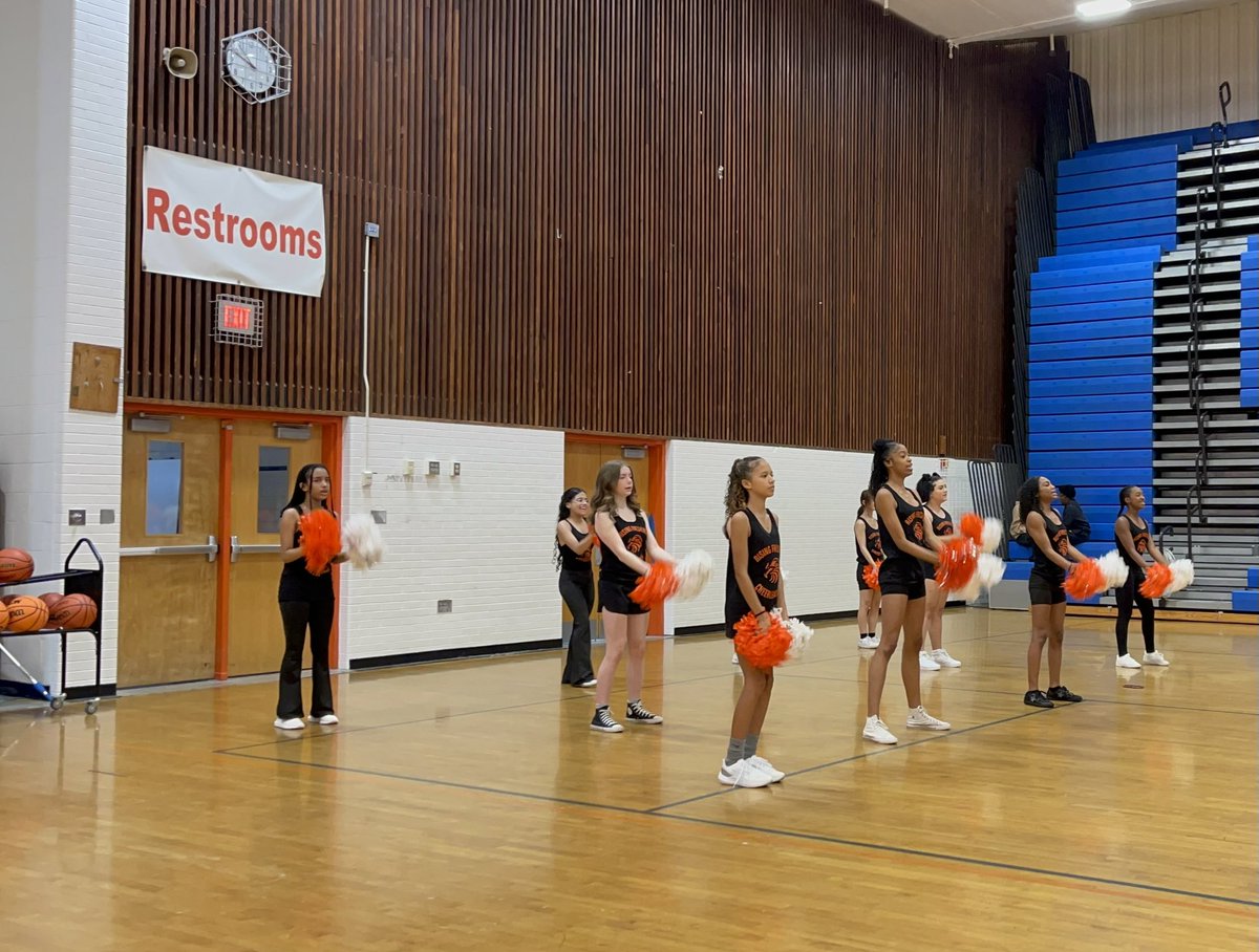 HawksStayAfter's tweet photo. Want to give a special shoutout to our MS @HayfieldCheer who cheered for 6 hours  yesterday to help lead the teams to their victory’s . #HawkPride (2/2) https://t.co/nh4KTkDvnM