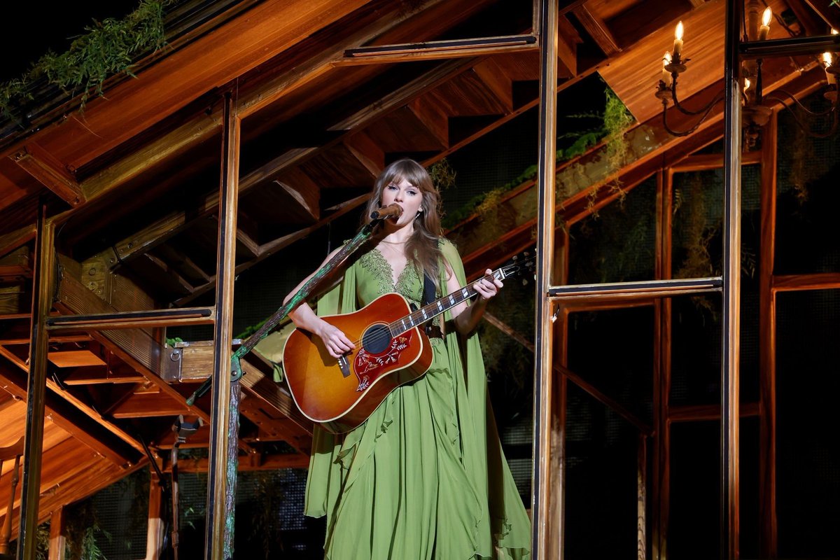 Taylor Swift Indonesia ⸆⸉ on Twitter: "📸 The Eras Tour, Foxborough