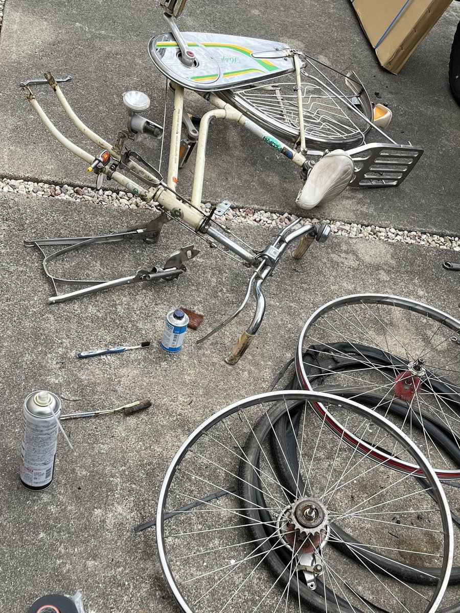 62_bug's tweet photo. newマシン
#昭和自転車
#syowabicycle https://t.co/1xMYAywvU6