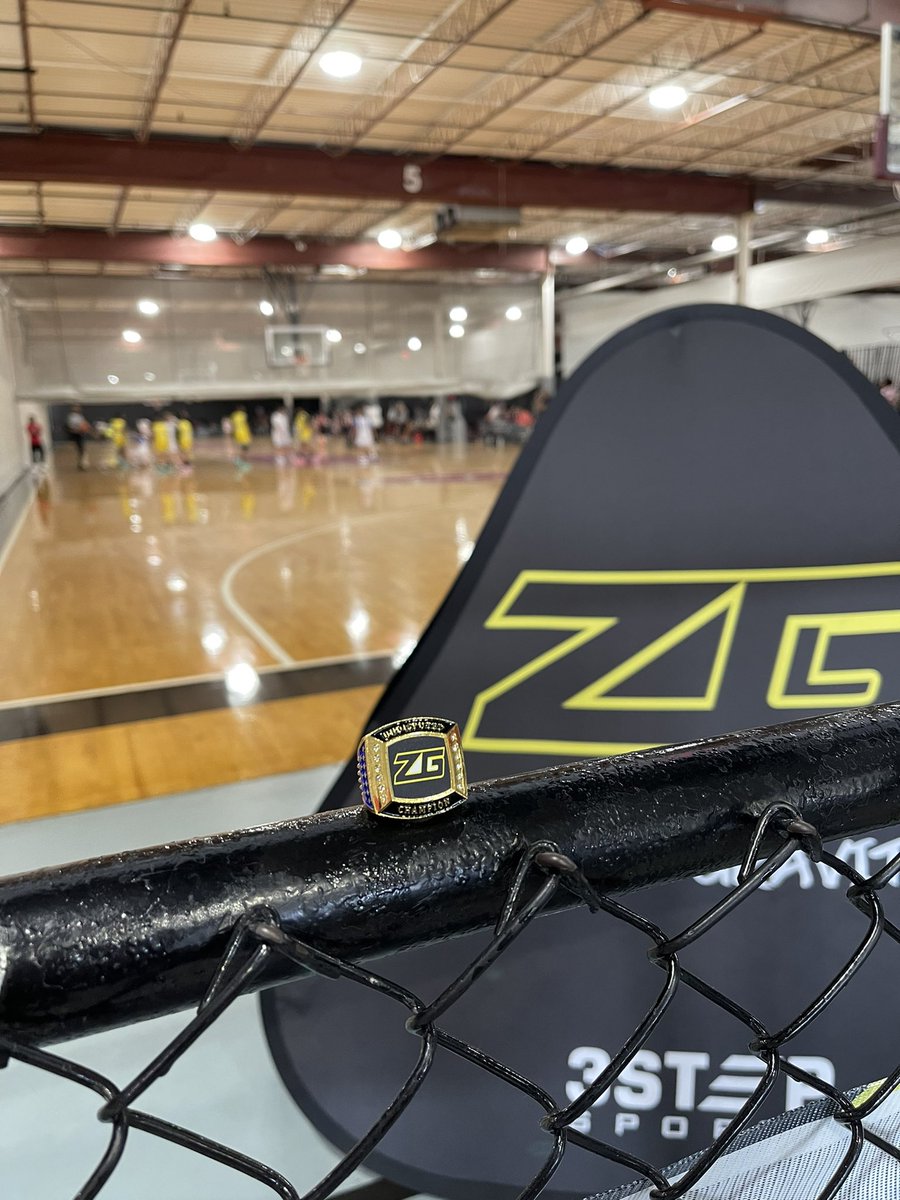 Ring Sunday live at Athletic Republic 💍 

Who is ready to ball out and get this ring❓

Rumble for the Ring DC, let’s get it‼️

#ZGRingDC | #RingMe