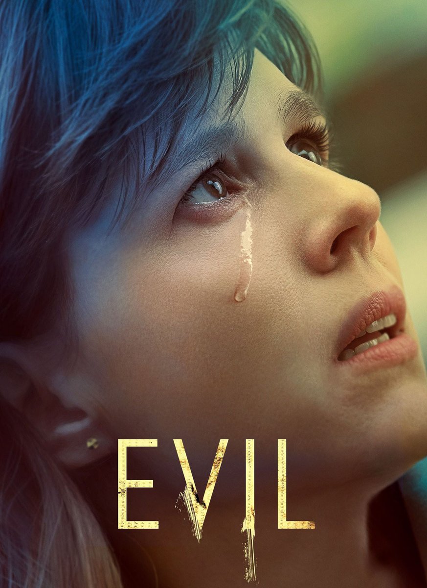 Good Morning #EvilSeries 😈fans is it just me or do yall miss watching 👀 #evil on Sunday's. And eating 'Bacon and Eggs 🥓🍳. And looking at Kristen/@katjaherbers and #Father David solve the church cases. Oh I can't wait till it comes back. 😈💯❤️🙂
