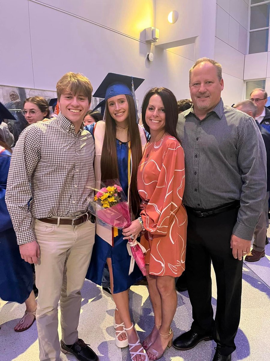 Congratulations Taylor Welsch!! Honors College grad and heading to law school in the fall! So proud of you ❤️ #UBClassOf2023