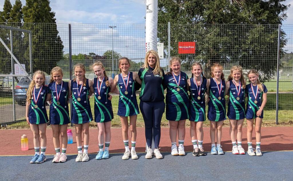 Poole Netball Club (@poolenetbalclub) on Twitter photo W.I.N.N.E.R.S 💙💚
Our under 11’s won gold today at the <a href="/WPBlades/">Weston Park Blades</a> tournament after defeating a strong Woodley team 12-5 in the final🥇!!
A fantastic day of learning for our girls, some great results and a big thank you to @woodley for a well contested final.
POM: Polly 💙💚 W.I.N.N.E.R.S 💙💚
Our under 11’s won gold today at the <a href="/WPBlades/">Weston Park Blades</a> tournament after defeating a strong Woodley team 12-5 in the final🥇!!
A fantastic day of learning for our girls, some great results and a big thank you to @woodley for a well contested final.
POM: Polly 💙💚