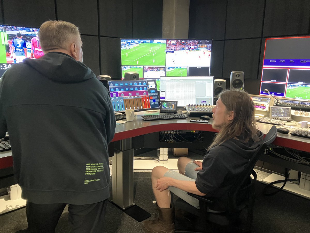 plokatut's tweet photo. #JP: Kohta mennään #bermuda yleisurheilua ⁦@CMoreSportFi⁩ klo 21:00 https://t.co/UVQH5KbhtB