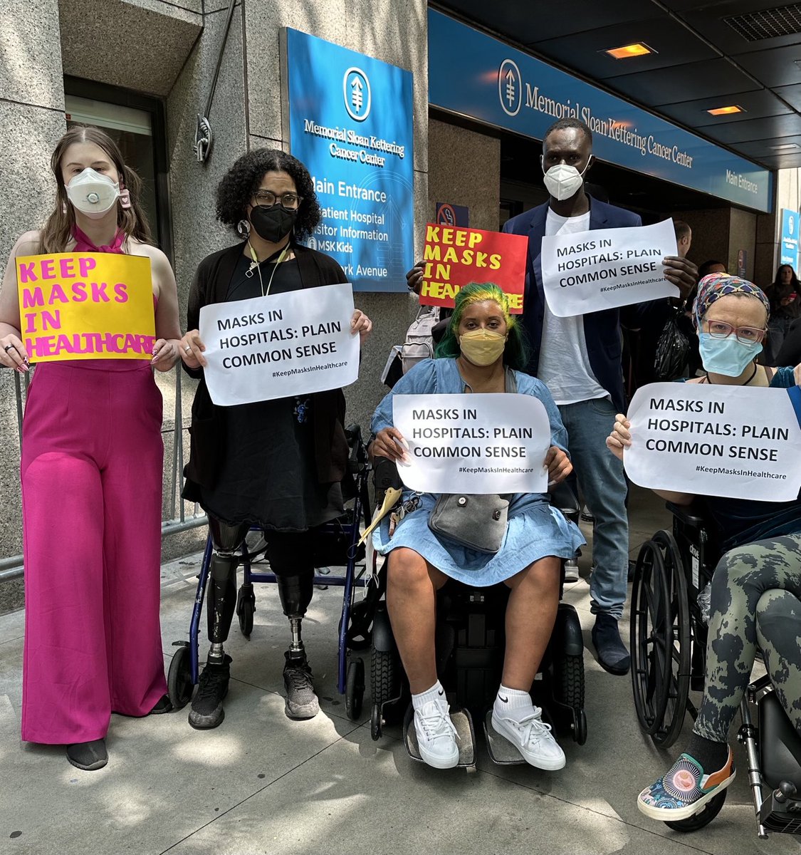 Eman_Rimawi's tweet image. #KeepMasksInHealthcare 

⁦@BrooklynBCID⁩ ⁦@CID_NY⁩ #HILC out and proud together, wearing our masks and showing our disability pride!