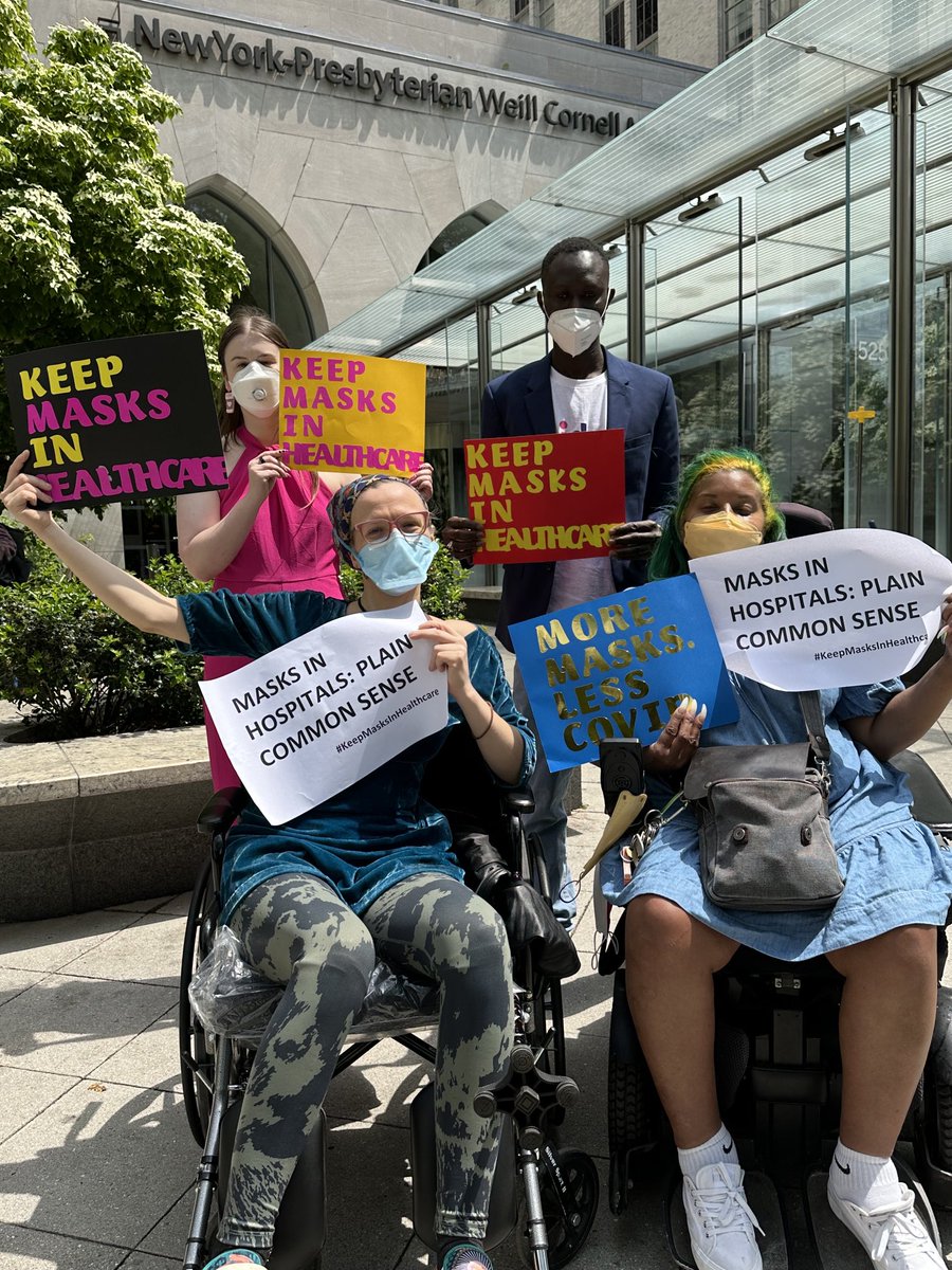 Eman_Rimawi's tweet image. #KeepMasksInHealthcare 

⁦@BrooklynBCID⁩ ⁦@CID_NY⁩ #HILC out and proud together, wearing our masks and showing our disability pride!