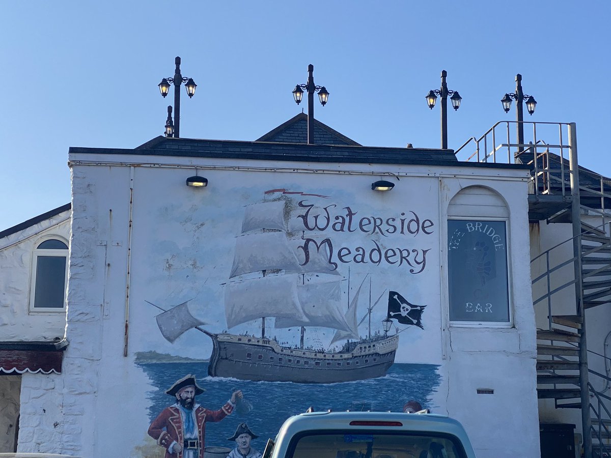 SideBrice's tweet photo. The End Of An Era? | Controversial Plan To Demo Waterside Meadery Is Passed https://t.co/jxqpkVPzKq via @YouTube #penzance #watersidemeadery #penzanceharbour #planningdecisions #mead #penzancemeadery https://t.co/gZ9NJDmCcA
