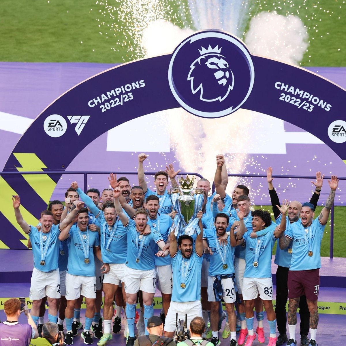 ErlingRoIe's tweet photo. Best team in the world. Cry today and cry tomorrow. We’ll keep on winning whilst you pick on little things

PL Champions 💙🏆 https://t.co/wDATjd9GuQ