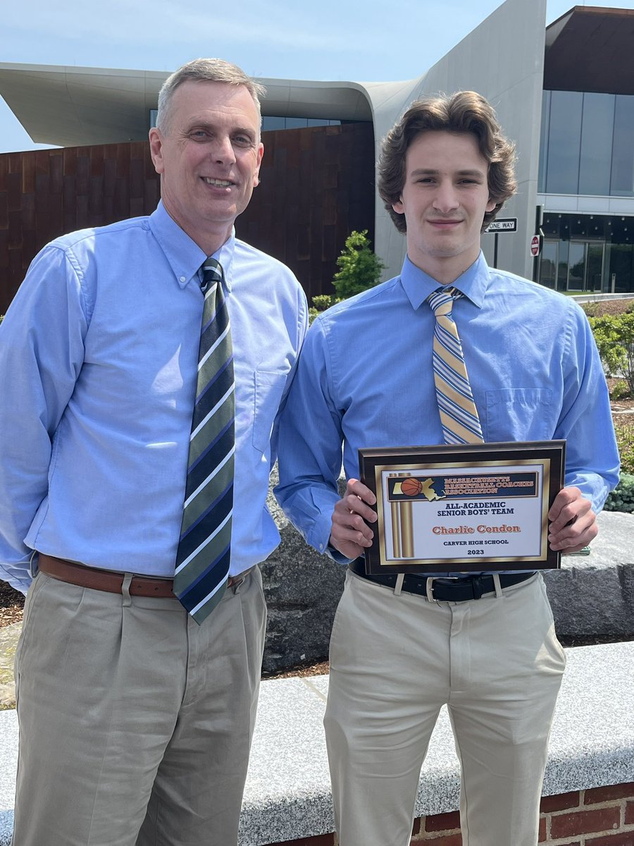CoachShowan's tweet photo. Wonderful ceremony at Holy Cross today hosted by MBCA.  Proud to share the occasion with All-Academic honoree, Charlie Condon and his family. Congratulations young man, well deserved! @CarverCrusaders @CrusaderBooster @SSLHoops @mbcaorg https://t.co/lGsWBfd9w4