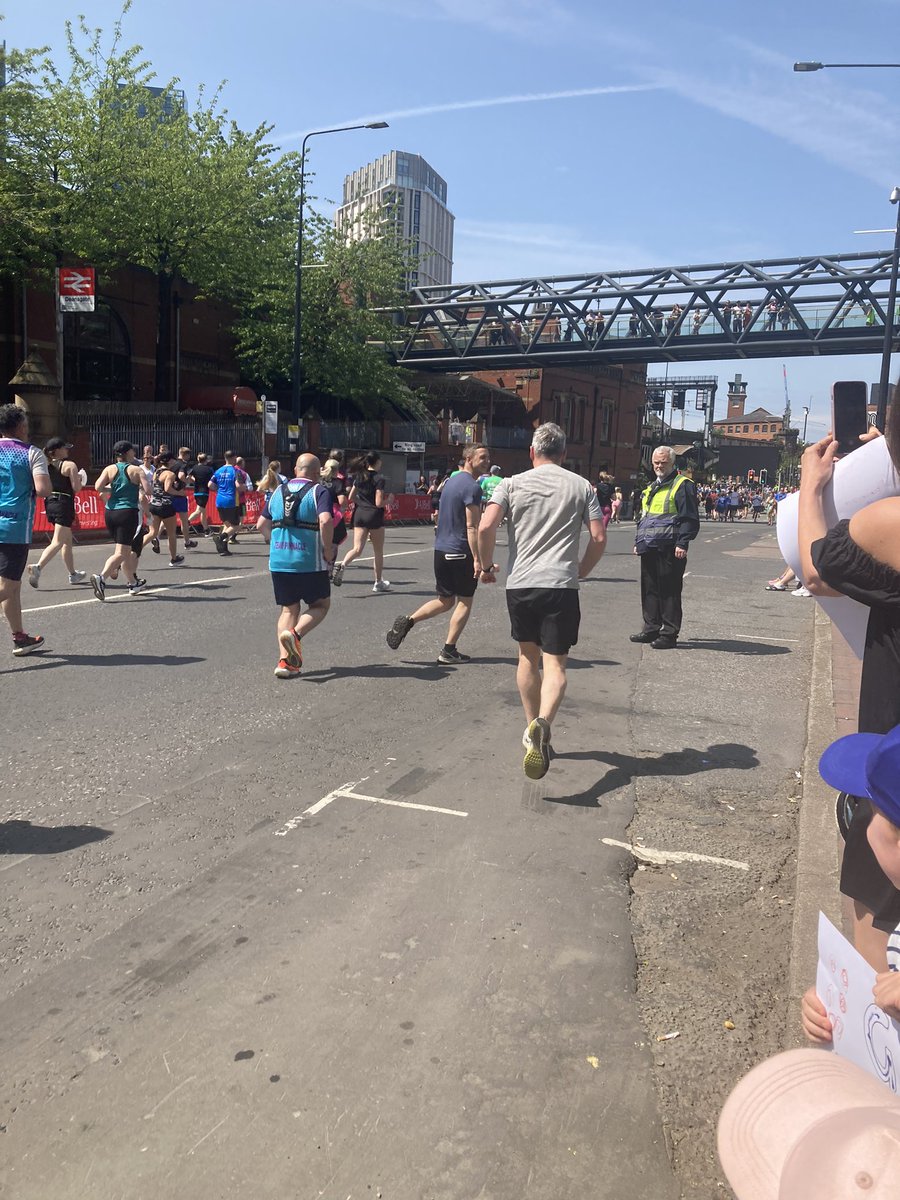 doods89's tweet photo. Brilliant atmosphere today in Manchester for the 10k - well done to @mattclax and all of my @DeloitteUK team who ran today in the heat 😎very proud of you all! https://t.co/iI9ax3Wn5k