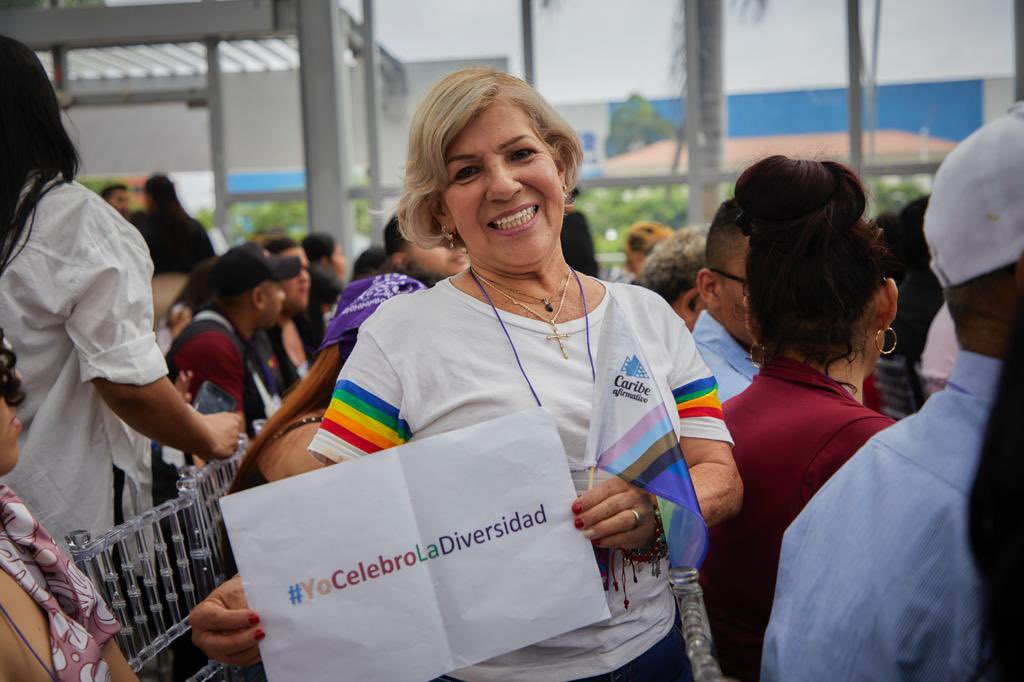 DefensoriaCol's tweet photo. La violencia psicológica 😶🌫️ es la más ejercida en contra de la población #OSIGD-#LGBTI.
¡El 55% de los casos reportados contienen este tipo de violencia! ❌En segundo lugar está la violencia física que prevalece en el 24% de los casos ❌. 🏳️🌈🏳️⚧️ https://t.co/1woCu7TC1N