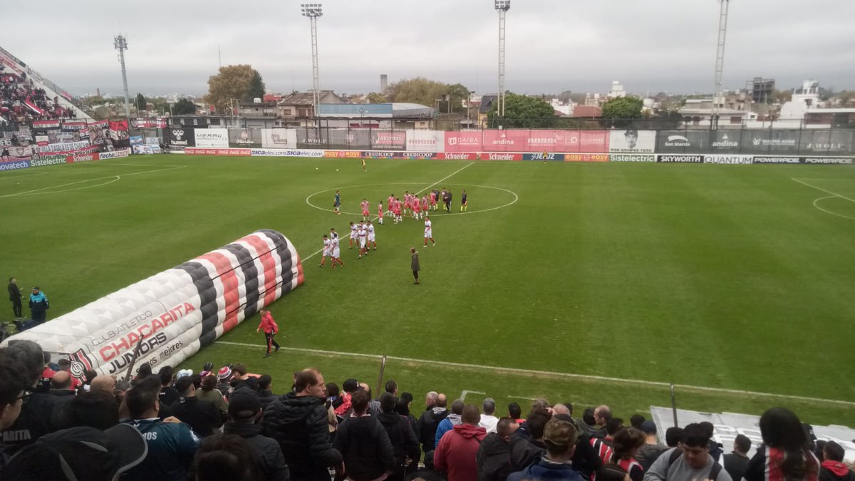 mundoascenso's tweet image. Final del PT 

#Chacarita 0 - #BrownAdrogue 0

Vía @lemme_martin