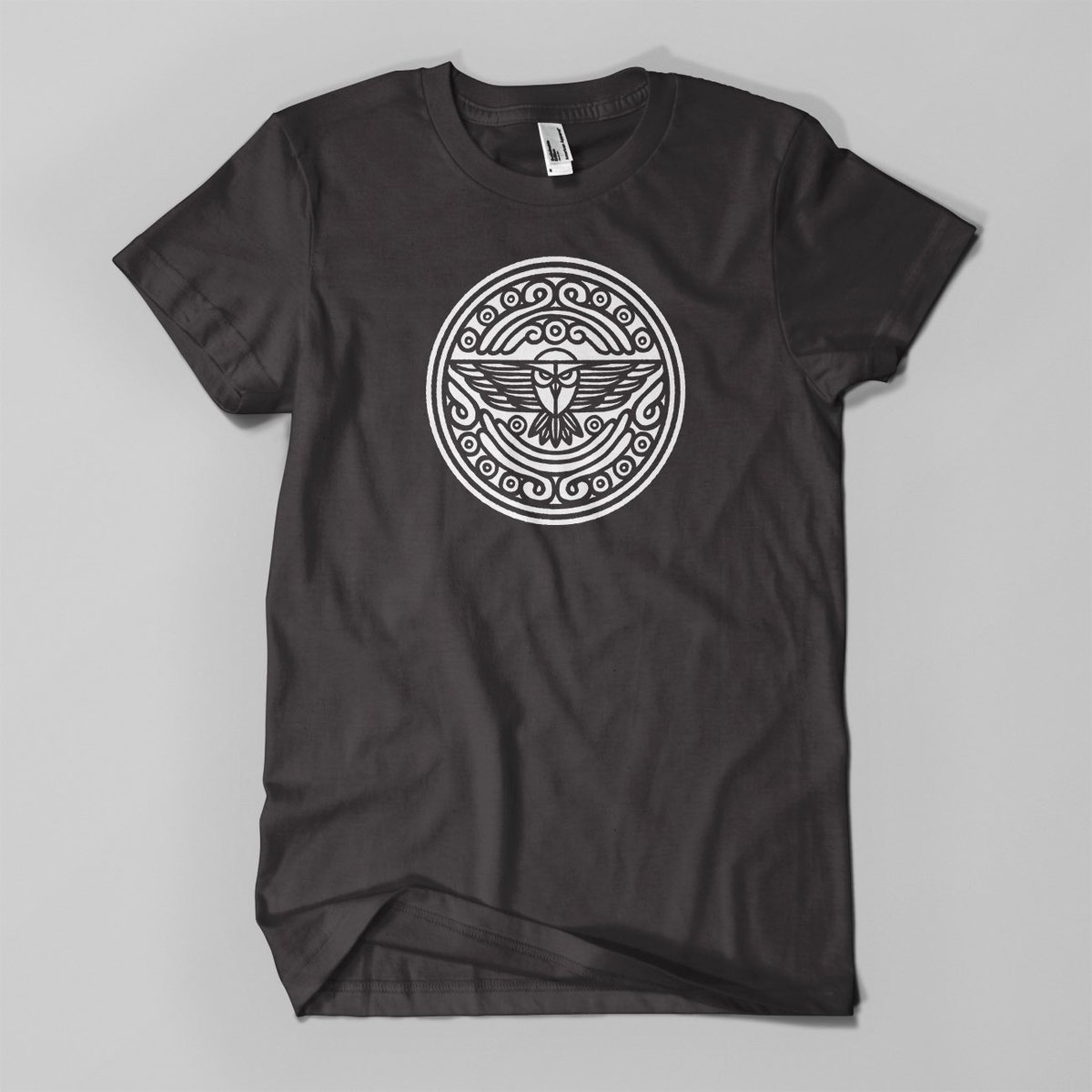 ogdesignco's tweet photo. a few of my designer friends asked if could make a black shirt with HUGE logo on it
here’s a quick mockup
would you get one?
#OGDesignCo 🦉 https://t.co/ai8QcxnOto