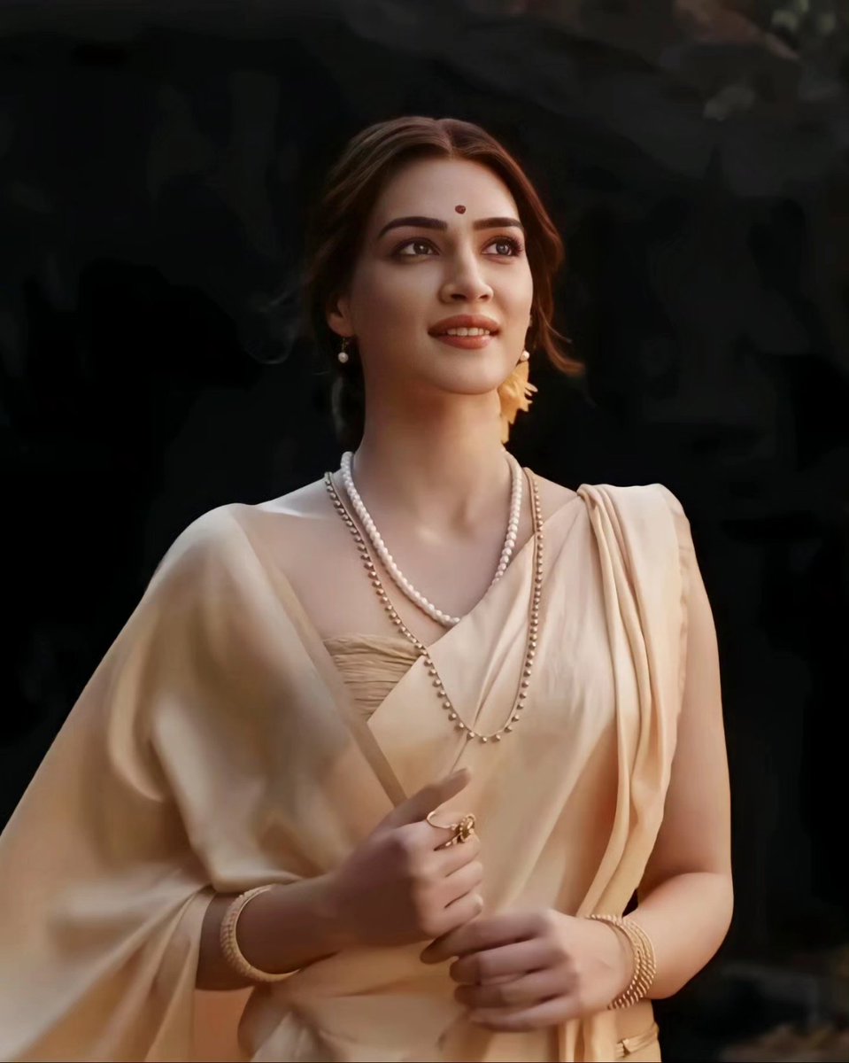 kritigreatsanon's tweet photo. Janaki ๐ฅบ๐๐
#kritisanon #kritithegreatsanon https://t.co/9yjPi1cpw4
