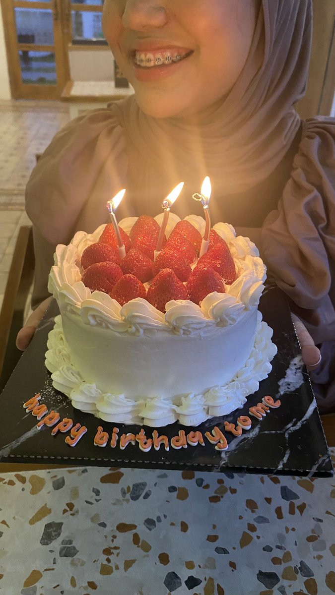 angelicarnp's tweet photo. Hbd Cinta!🤍 https://t.co/sOZjtXQC1Q