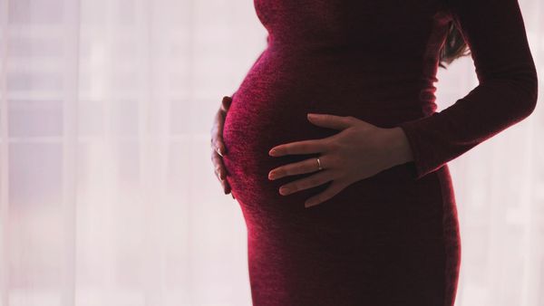PCSgrades's tweet photo. Embarking on a new adventure with a baby bump in tow? 🤰 You don't want to miss these tips on PCSing while pregnant
https://t.co/JJfFqFDDHH
#pcstips #pcsing #militarylife #milspouse #pcsseason https://t.co/PbEtg4N9Yq
