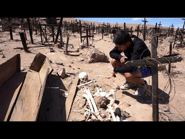 AliNewsAN's tweet photo. ¿Qué celebra las FFAA el 21 de Mayo en Chile?
La Glorias Navales de quienes han vestido el uniforme para asesinar a chilenos, obreros, trabajadores, campesinos, niños, ancianos, mujeres embarazadas...
Nada que celebrar, solo lamentar y recordar https://t.co/ONCGYmAQw0
