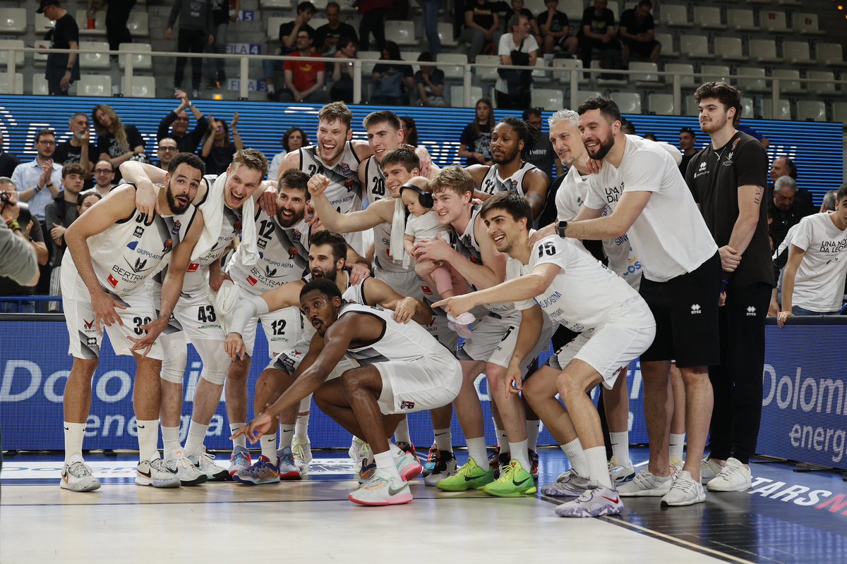 DerthonaBasket's tweet photo. BELLI, BELLISSIMI 😌 https://t.co/hF0rmWUMzw