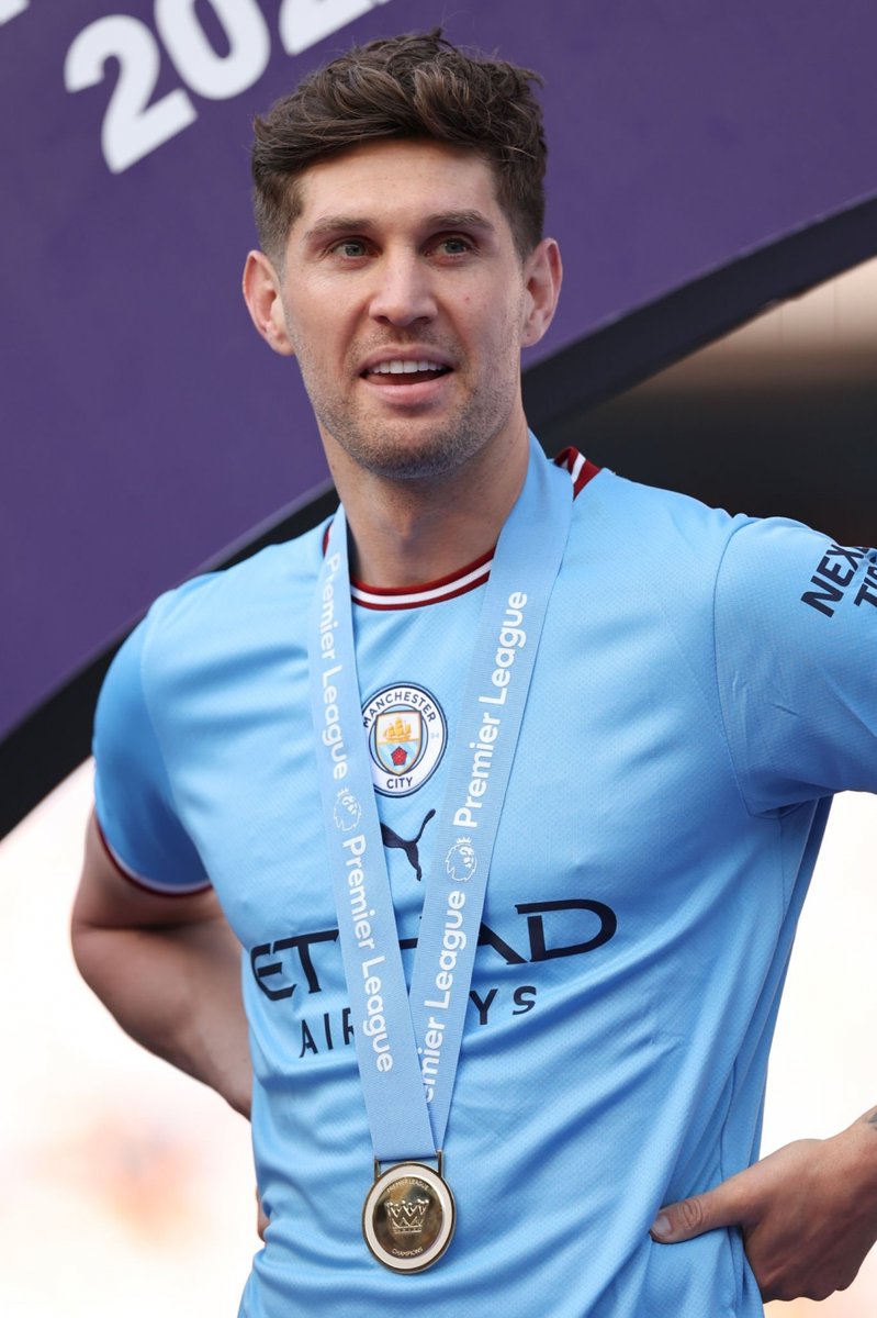 akanji stan acct🇳🇬 PL CHAMPIONS🩵🩵 on Twitter "he’s a good man savannah"