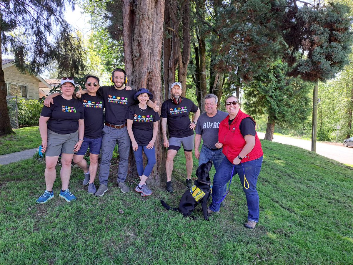 PADSdogs's tweet image. Thank you to @RaymondJamesCDN and  @RJCFoundation who worked very hard to tackle some much needed yard work including: 
🚜Mowing all our lawns, 
🍓Pruning some rapidly encroaching blackberry vines 
🌻getting out some hidden weeds from our flower beds. 
#RJCares #PADSDogs