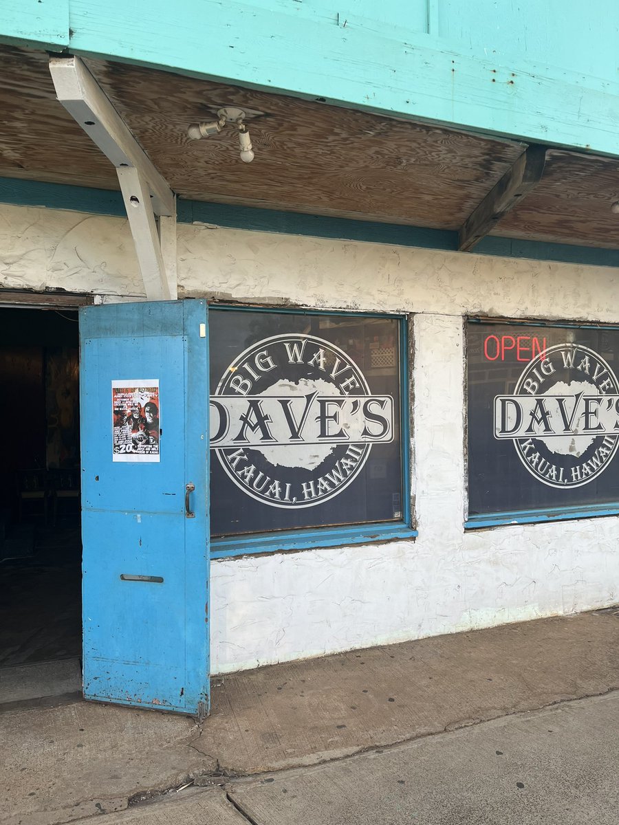 Pictures of Dives on Twitter "Big Wave Dave's Kapa'a, HI (pictures