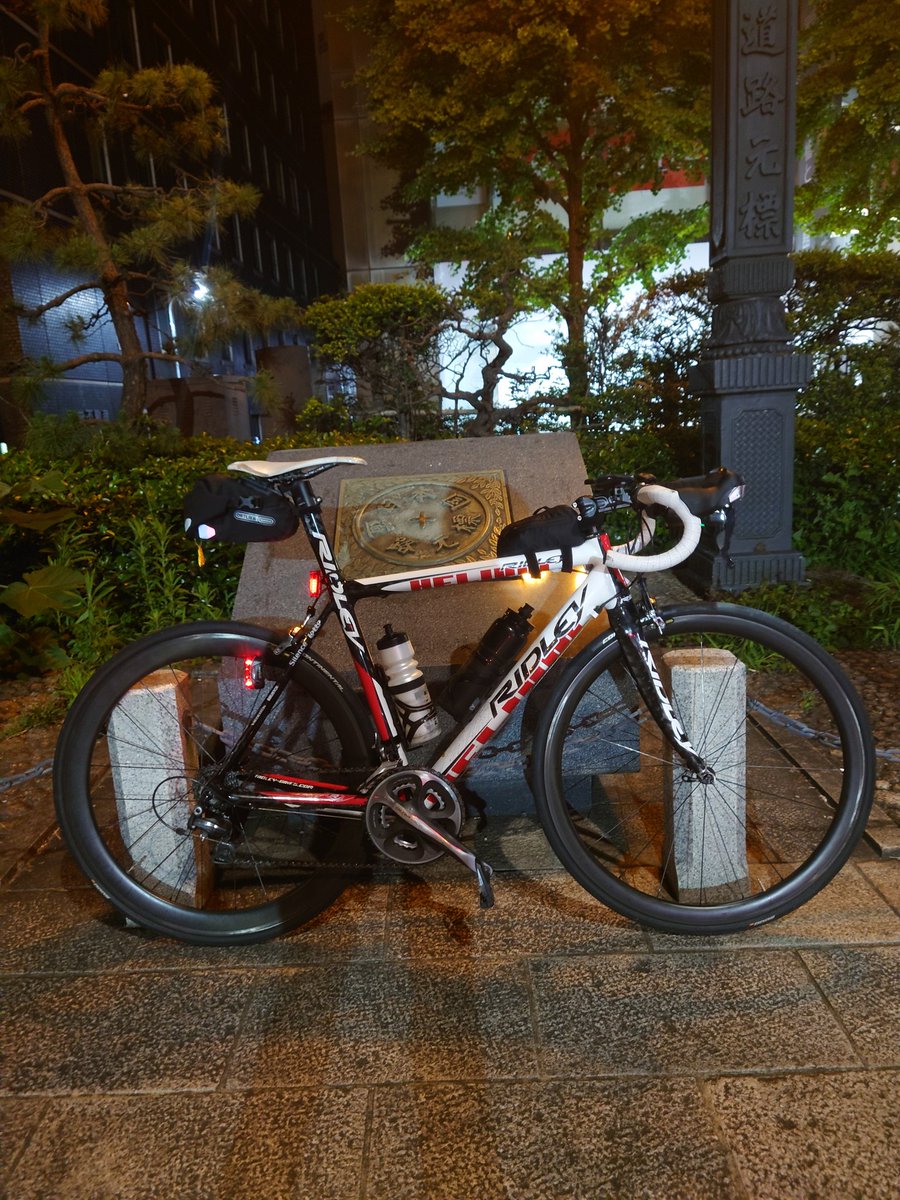 カナパン tweet media