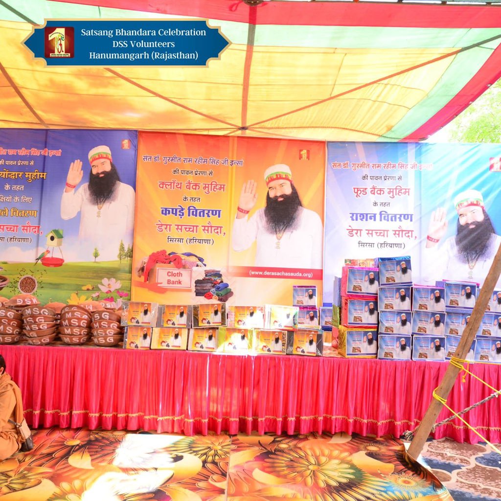 DSSNewsUpdates's tweet photo. With an aura filled with joy, reverence, and a deep sense of gratitude, Hanumangarh (Raj.) witnessed the surge of divinity today! Lakhs of disciples attended Satsang Bhandara Naam-Charcha and paid gratitude to Guruji Saint Dr. @Gurmeetramrahim Singh Ji Insan. Check the electrifying glimpses here! #SatsangBhandara #Celebration #DeraSachaSauda