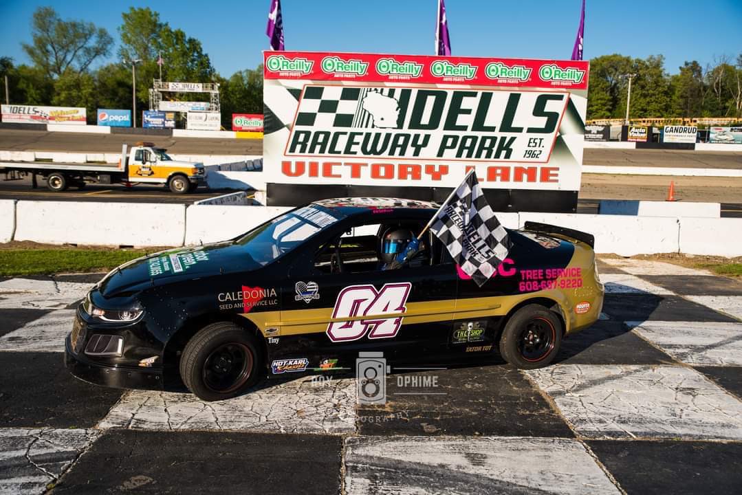 Redb3ardTv's tweet photo. BeardGang has sponsored Ron Myers, a family friend based out of Wisconsin.

I’d like to congratulate him on his first win of the season last night! https://t.co/EzxysWzTFG