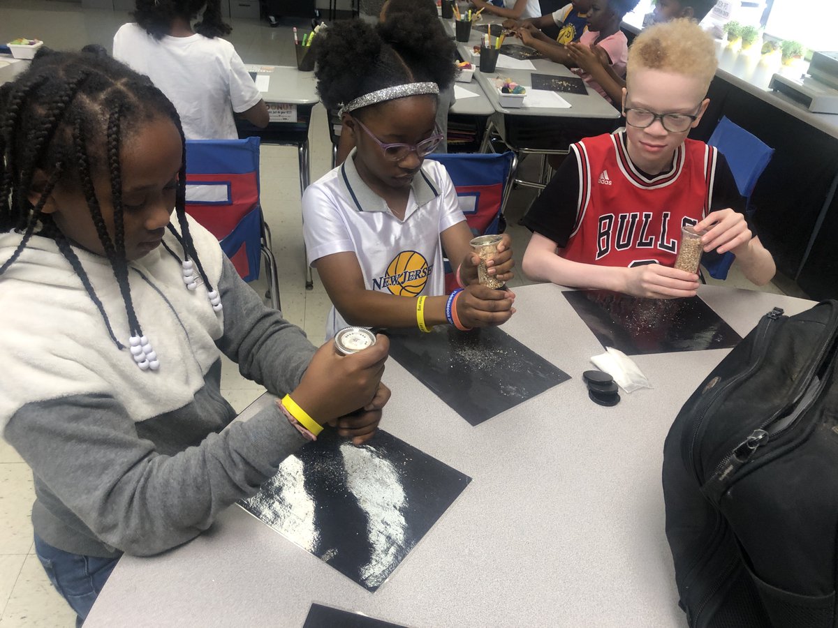 Mrs. Ciesielski tweet media