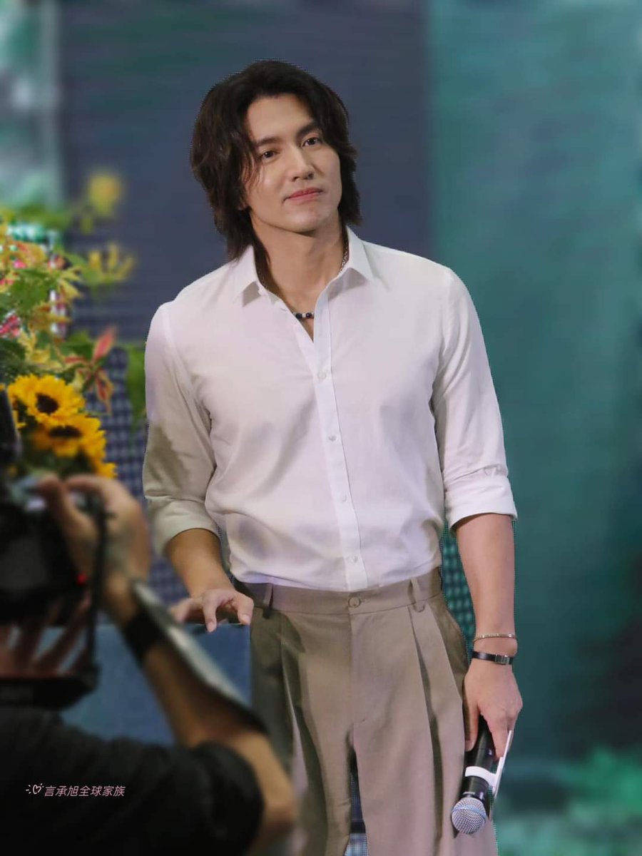 jjmelodyjj's tweet photo. ป๋าของน้อนเพลง😍 #jerryyan https://t.co/n327gfBTW7