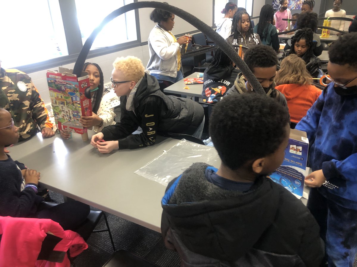 Mrs. Ciesielski tweet media