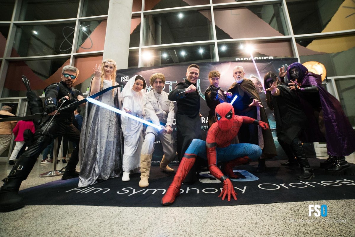 Ayer estuvimos cubriendo el último concierto de la Gira Krypton en valencia. Un placer como siempre colaborar con la Film Symphony Orchestra
