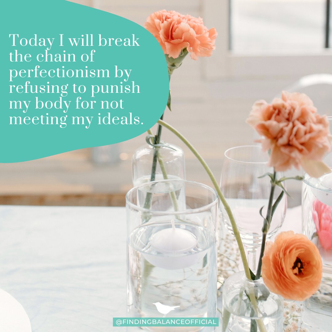 Let's ask God to break that chain TODAY!
.
.
.
.
#findingbalance #eatwelllivefree #foodfreedom #edrecovery #disorderedeating #dietculture #enddietculture #intuitiveeating #nondietapproach #eatingissues #eatingdisorderrecovery #christianrecovery #healthateverysize #christianweight