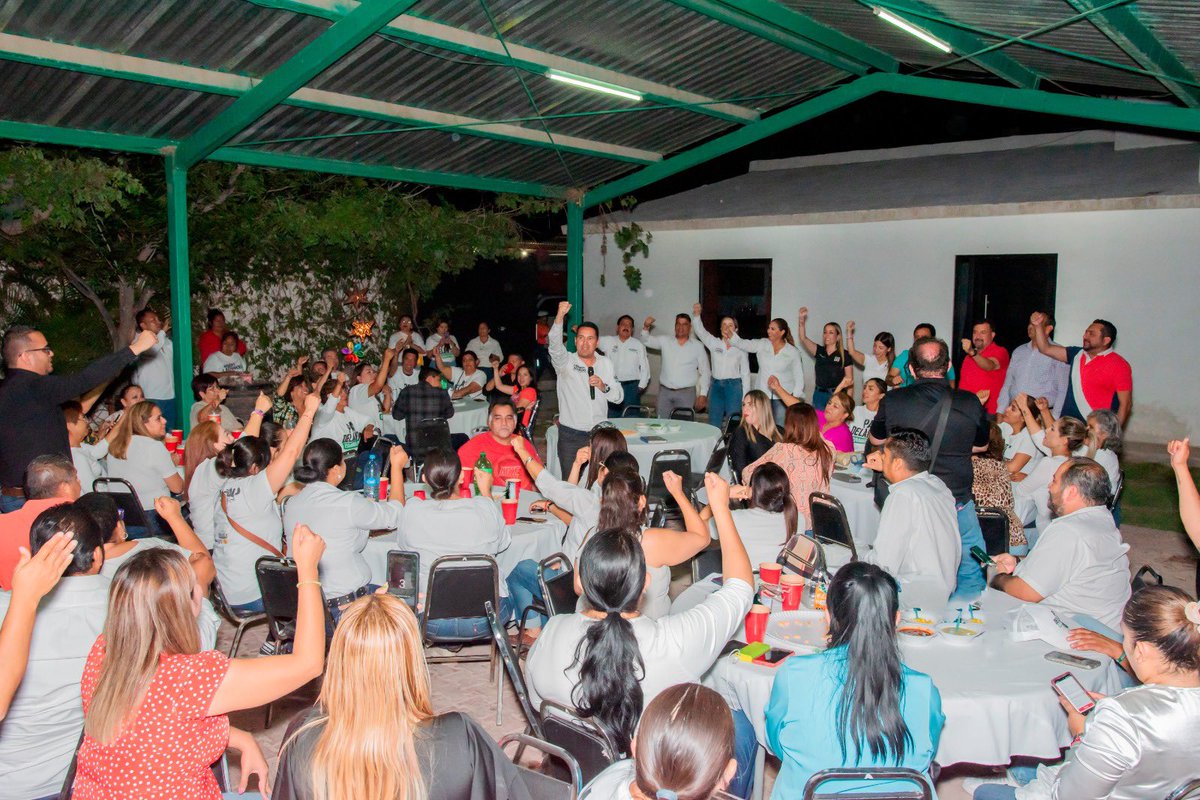 florrent's tweet photo. La fuerza de las mujeres es capaz de transformar lo inimaginable!Continuamos construyendo un triunfo arrasador con Ntra. Pdta. @Veronica_mtz a favor de nuestr@s candidat@s! Vamos con Manolo!! @manolojim vamos a ganar!
#Diputados por la #alianza 
@OnmpriNacional 
@ONMPRI_COAHUILA https://t.co/vVnCaCOK5F