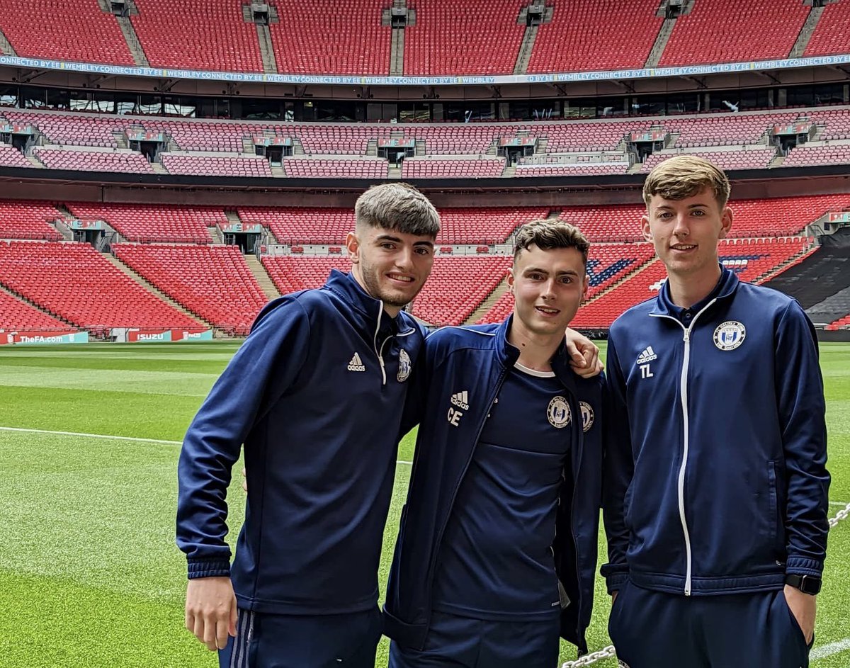 FCHTAcademy's tweet photo. 🏟 YOUTH TEAM IN THE FINAL

Charlie English, Ted Lavelle and Frankie Sinfield all at Wembley for the FA Trophy Final

Ted &amp; Frankie have been named in the squad. Congratulations guys!!

What an experience for our youth team players. https://t.co/kD39DYoLOK