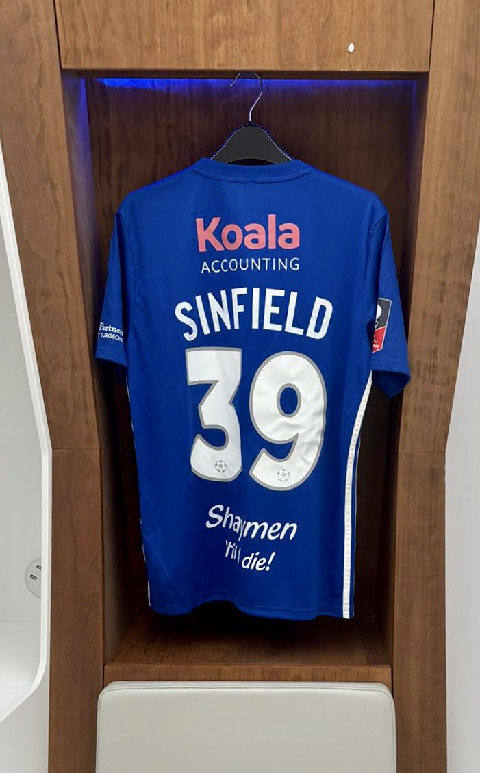 🏟 YOUTH TEAM IN THE FINAL

Charlie English, Ted Lavelle and Frankie Sinfield all at Wembley for the FA Trophy Final

Ted &amp; Frankie have been named in the squad. Congratulations guys!!

What an experience for our youth team players.