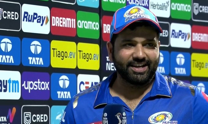 mufaddal_vohra's tweet photo. Rohit Sharma said, "last year we did a favour to RCB so hopefully, we get what we're looking for this year". https://t.co/MtJwKSGGcP