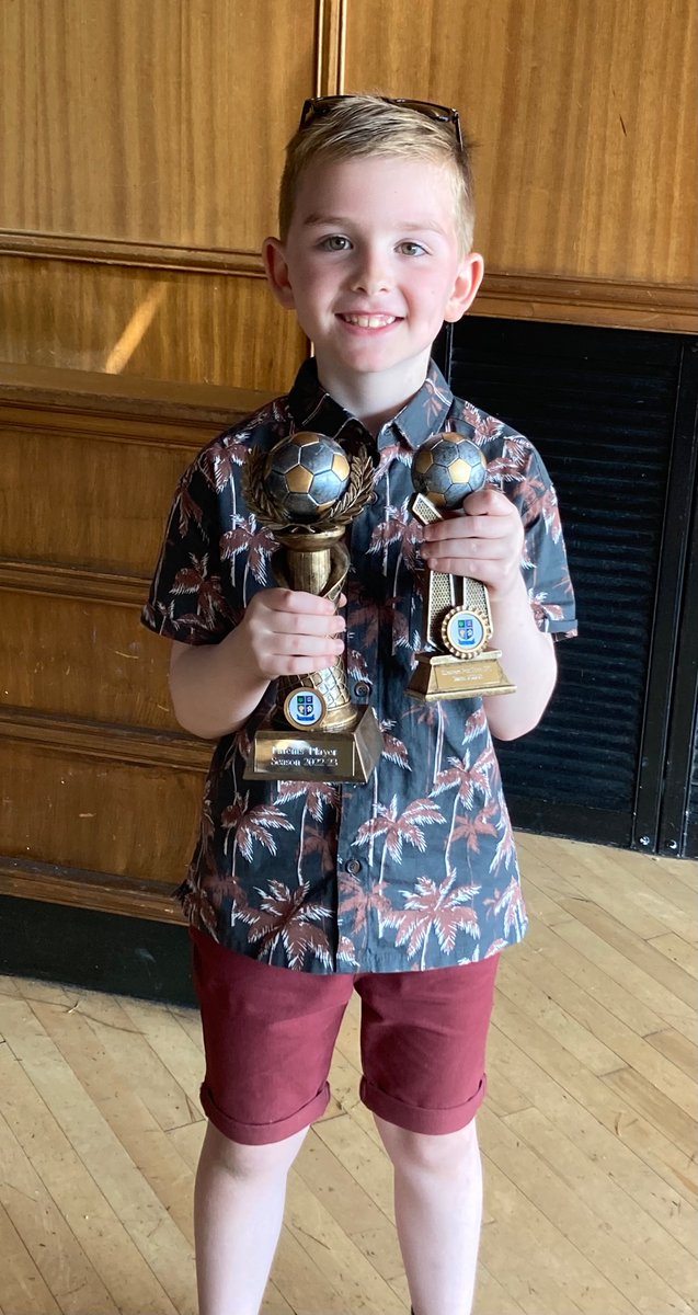 Aaron’s had his football presentation this afternoon and had gone and won Parents Player of the year! So proud of him ☺️ <a href="/school_ws/">WIlliamStockton</a> <a href="/Class34M_WS/">Class 3/4M</a> ⚽️🤩