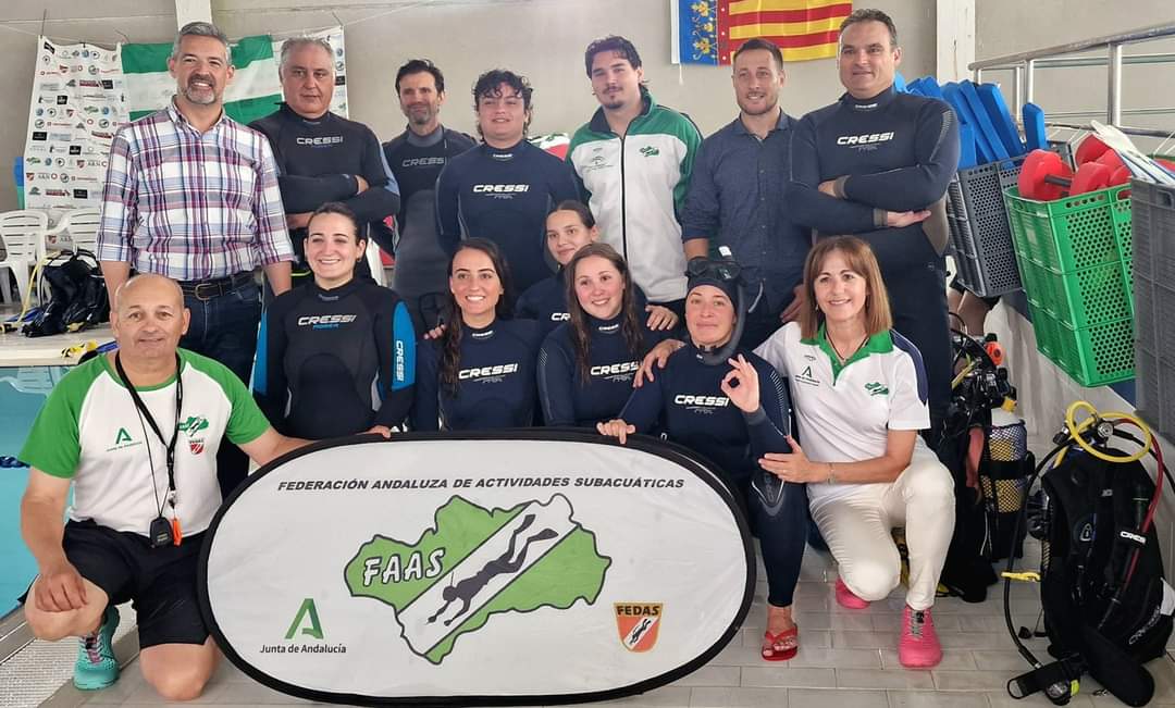 Agradecemos a José Javier Ruiz, Alcalde del Ayuntamiento de @RotaAyto y a José Antonio Medina, Delegado Municipal de Deportes, la asistencia al Campeonato de Andalucía.

#ActividadesSubacuaticas #BuceoDeCompeticion #SportDiving #FAAS #FEDAS #CMAS   #AndaluciaElLugarDelDeporte