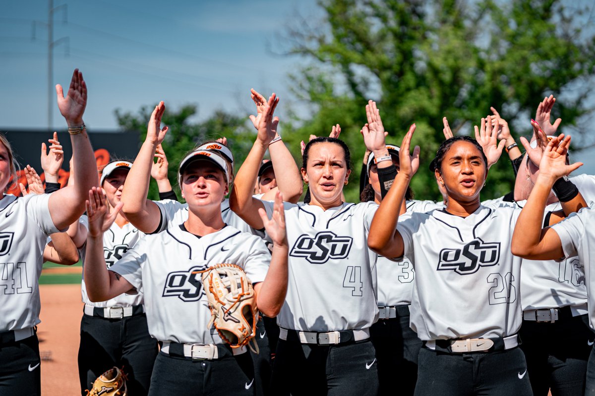cowgirlsb's tweet photo. Proud and immortal.

#AllOne | #GoPokes https://t.co/oSyqSiRPrY