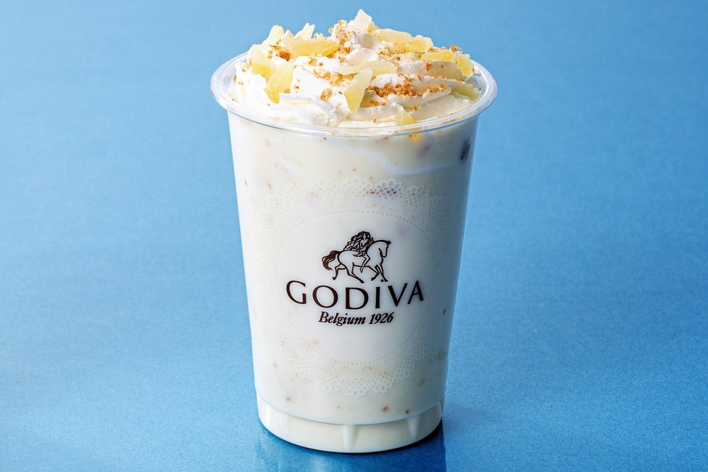 ゴディバ×キリの新作“まるで飲むレアチーズケーキ”「GODIVAデザートドリンク レアチーズケーキ」 - fashion-press.net/news/103712