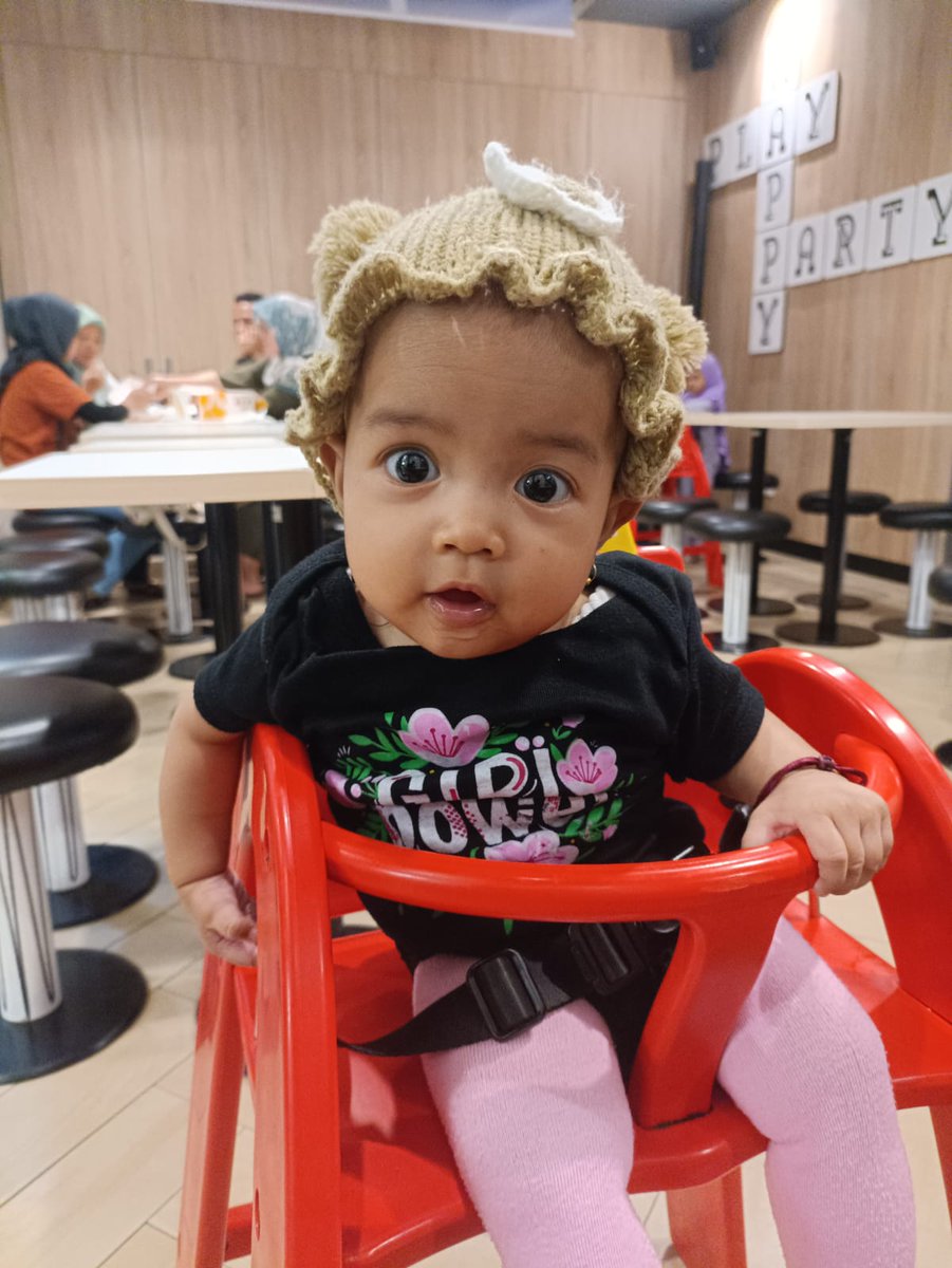 hertalutfiera's tweet photo. Kok udah gede banget sihh dekk huhu https://t.co/fbRfMQXwtn