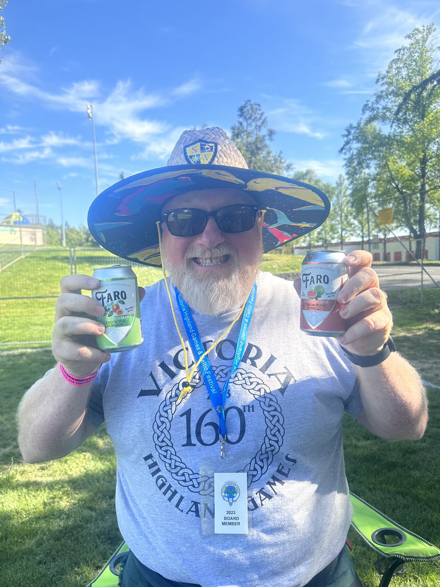 IAmCarlJensen's tweet photo. Utter joy at the @VicHighlandGame with a #NewBeerDrop fr our title sponsors @LighthouseBeer! #BCCraftBeerQuest @pastiscam @TheGrowlerBC @BCAleTrail @VictoriaBeerBuz @craftbrewjester @d_gano1 @andmanrocks @DjDaveSanderson @tforshner @GordieLogan @gord_newton @OwenTorgerson https://t.co/8WOfSWIQ2d