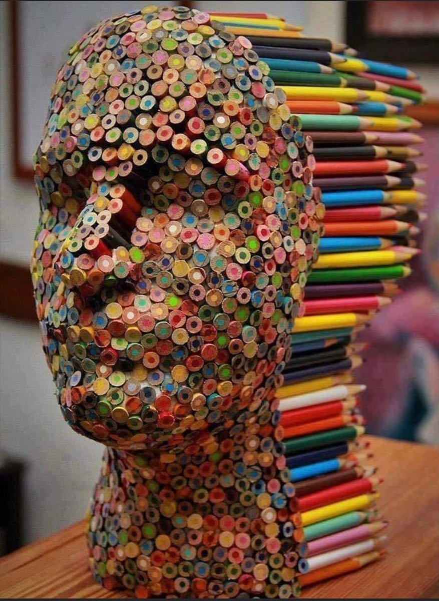 Amazing sculpture made from 500 colored pencils by Artist Mollie Gambardella