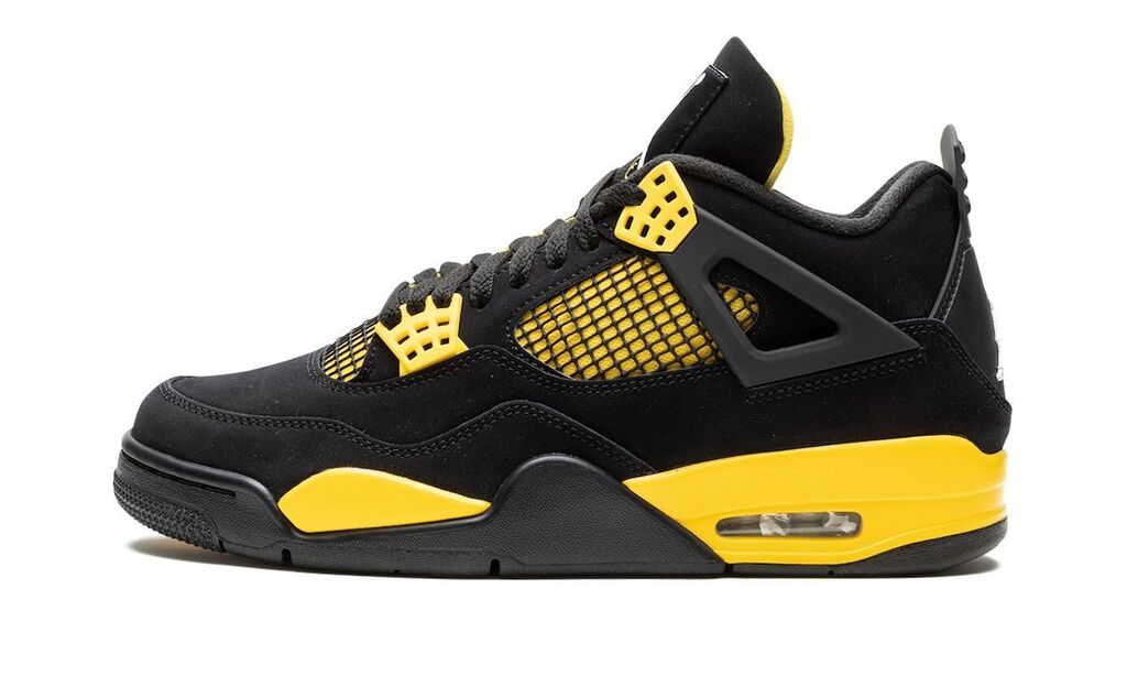 Kickz2fire's tweet photo. #SneakerBar Better Air Jordan 4: “Thunder” or “Lightning” https://t.co/mv097dK63d https://t.co/XXJX6Elsim