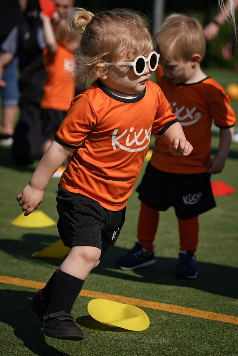What a brilliant weekend of football fun 🤩⚽️..... AND ow yes....... the glorious sunshine ☀️😊⚽️