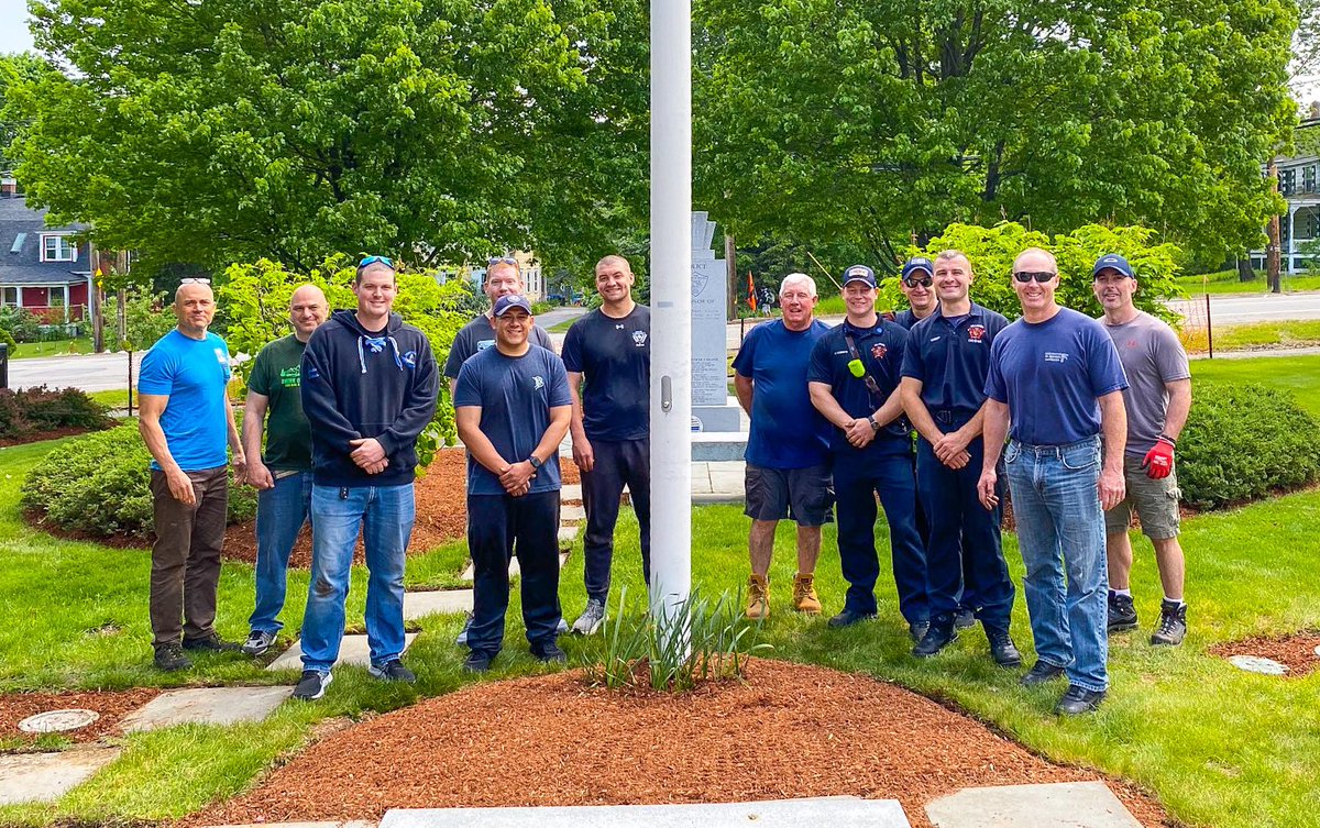 An amazing annual tradition for our members to get together with <a href="/BillericaPD/">Billerica Police MA</a> to clean up the #Billerica Public Safety Memorial. Thanks to Billerica Fire Lt Jeff Strunk for coordinating for us!