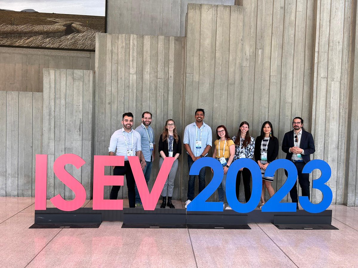 Vidyanandsasi's tweet photo. 4 days of Amazing talks, posters and more importantly #NETWORKING comes to an end today. Thanks to all for coming to my poster and sharing your thoughts #earlyresearcher. Got to be with my Fav EV folks from #GRCEV2022 meeting. My first ever ISEV meeting was a blast. #ISEV2023 https://t.co/PzcqhgWDGz